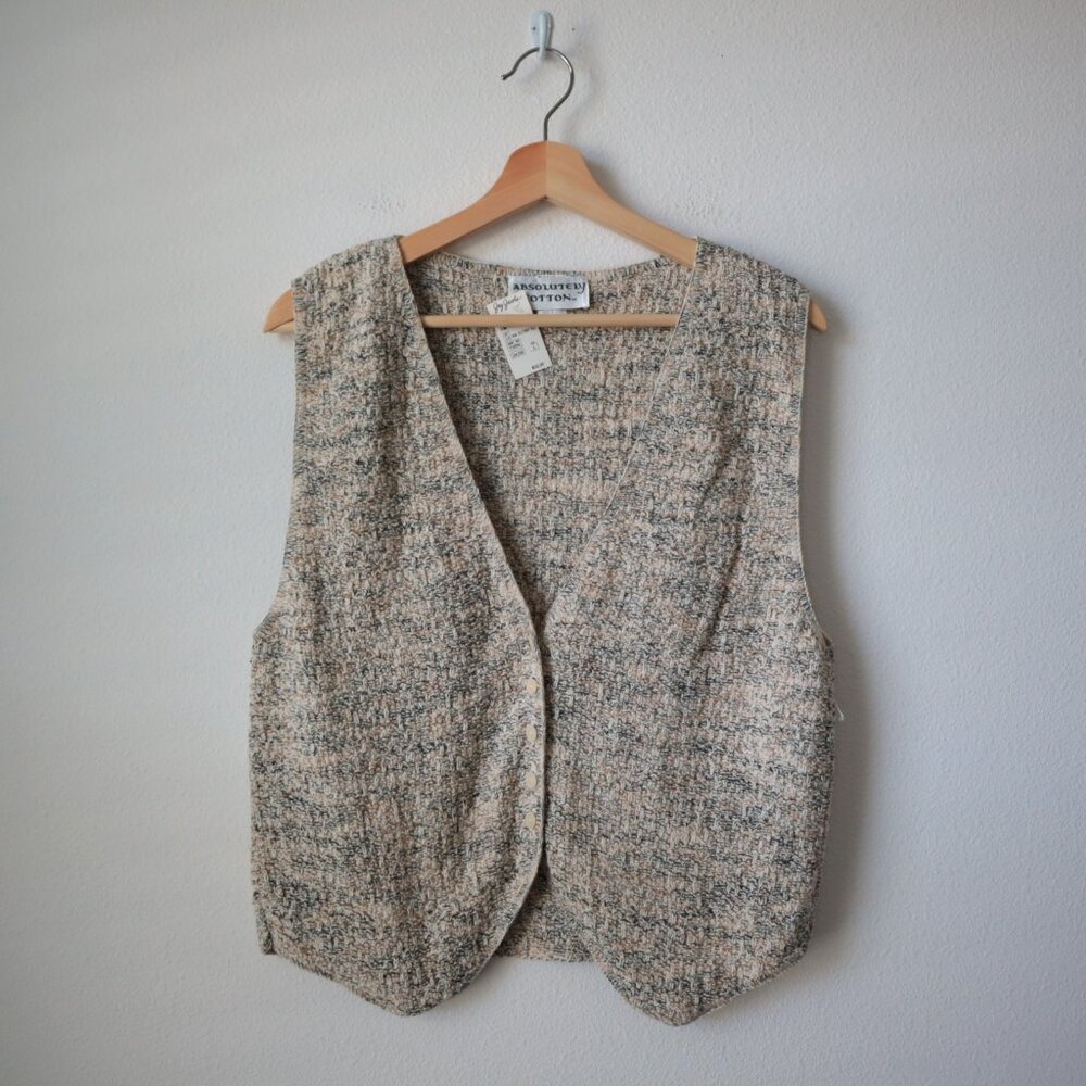 Vintage-Inspired Neutral Knit Vest Sweater